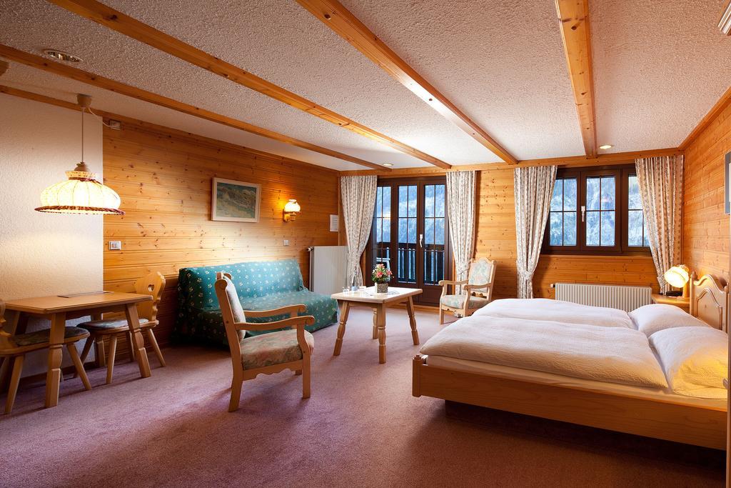 Hotel Aux Mille Etoiles Salvan Exteriér fotografie