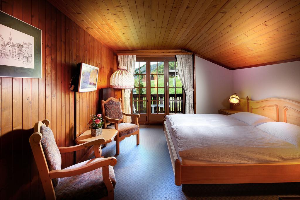 Hotel Aux Mille Etoiles Salvan Exteriér fotografie
